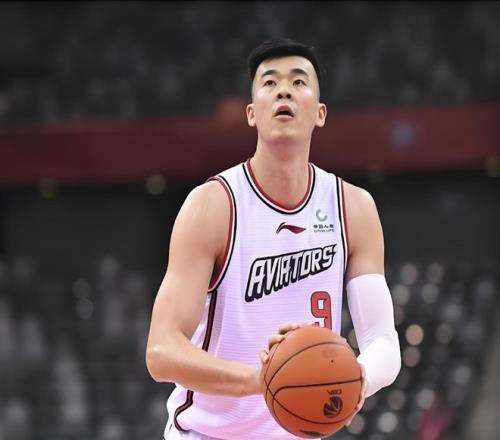 帕金斯,若欧文助队,渡过伤病难,皇冠体育app下载,皇冠体育官网,澳门皇冠体育,bet皇冠体育在线